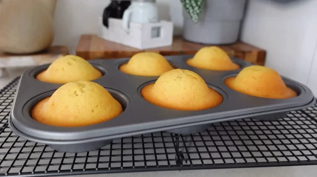 easy vanilla muffin recipe perfect for lazy baking
