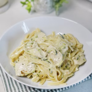cheesy chicken fettuccini