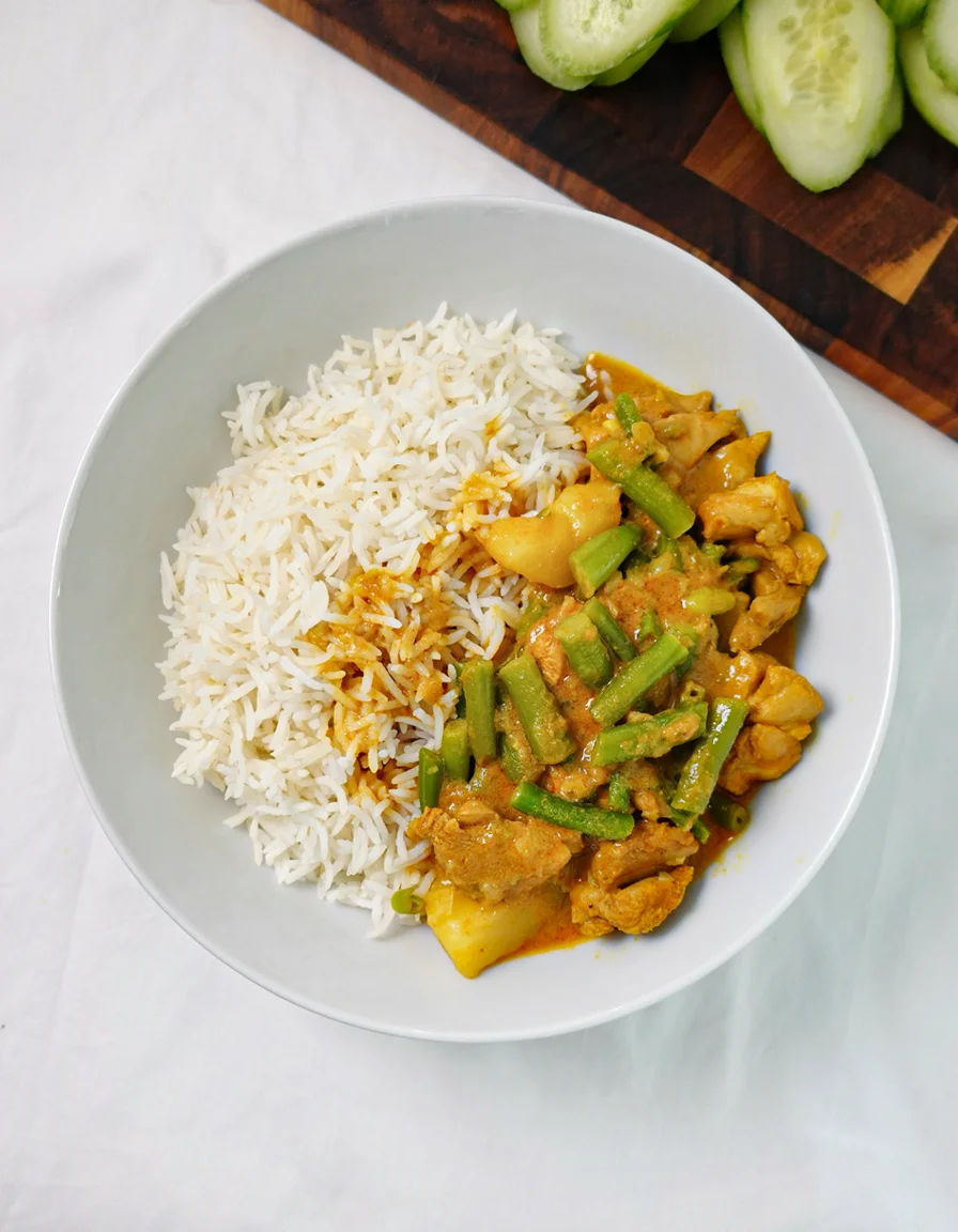 Potatoes and Beans mixed coconut chicken one pot