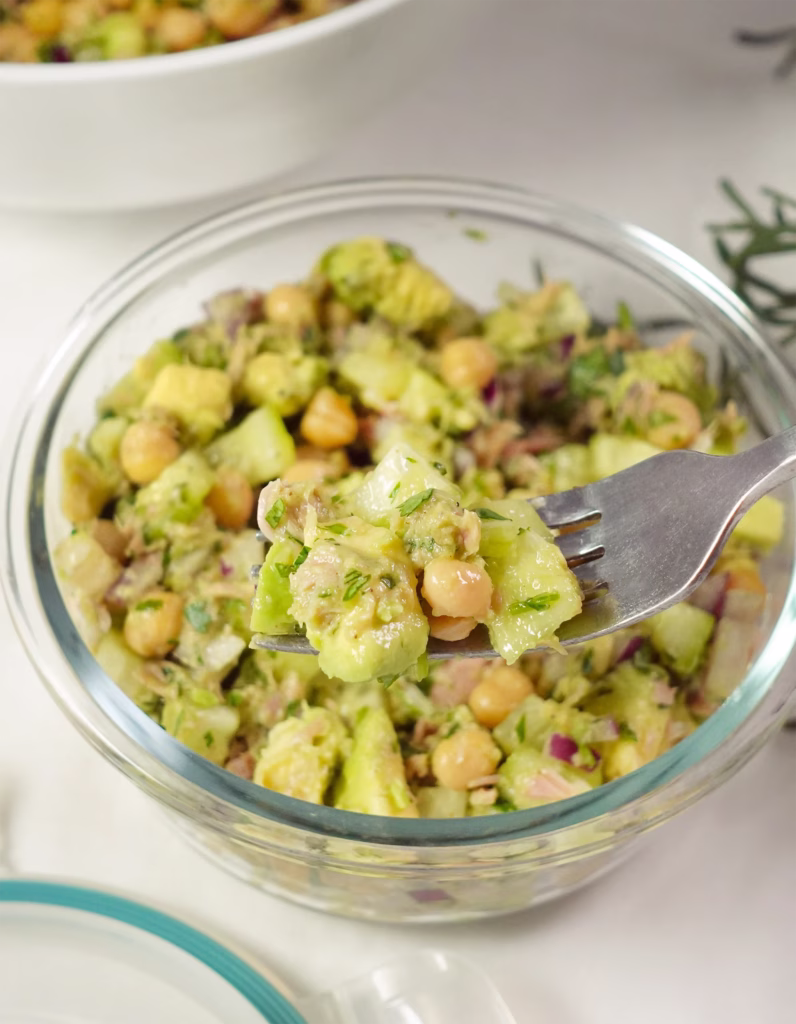 Tuna, Chickpeas and Avocado Salad